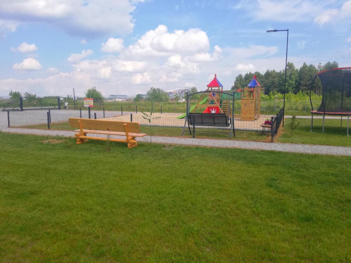Grabska Osada Apartamenty - 100M Od Suntago Park-Domki Ogrzewane Caloroczne มึสซ์ชอนูฟ ภายนอก รูปภาพ
